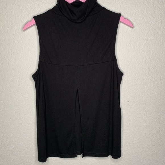 MINKPINK Sleeveless Turtleneck Fringed HEY - Picture 6 of 7